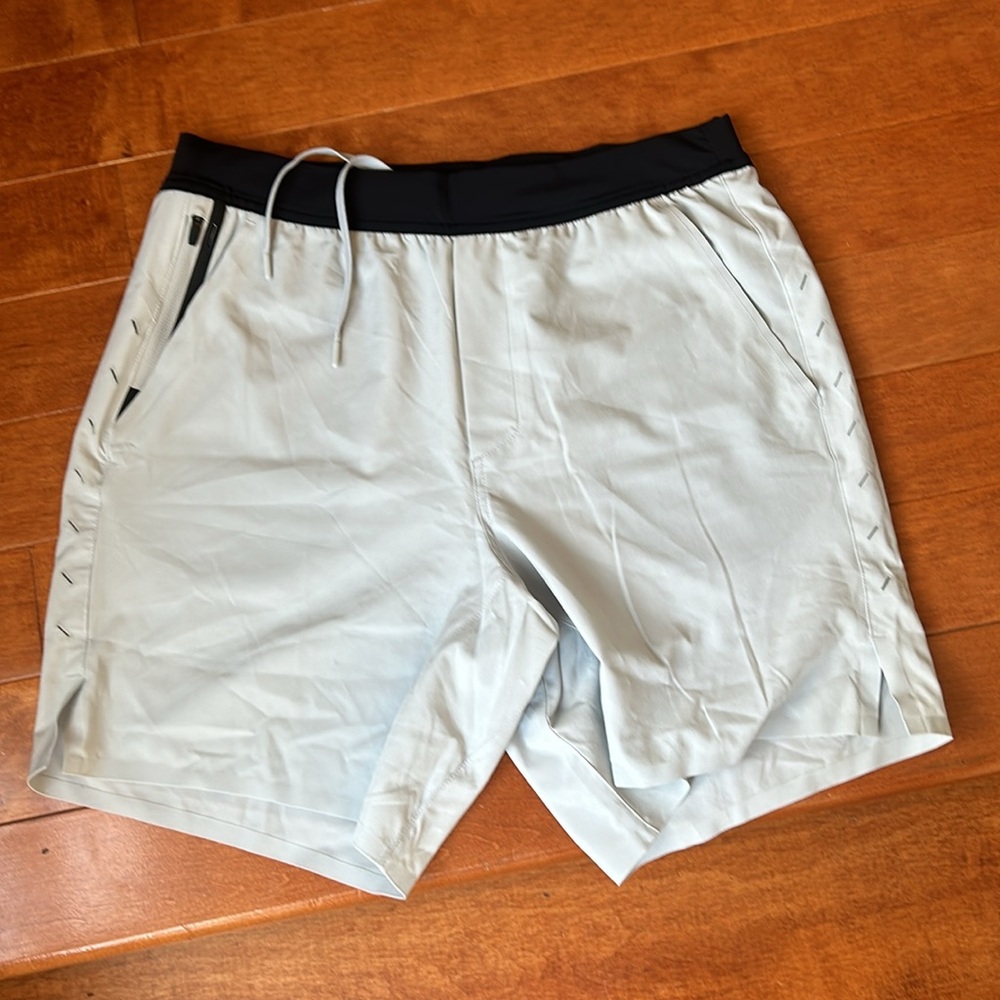 NWOT Ten Thousand Light Gray Interval Short (No Liner) 7" Size S, M, L, XL